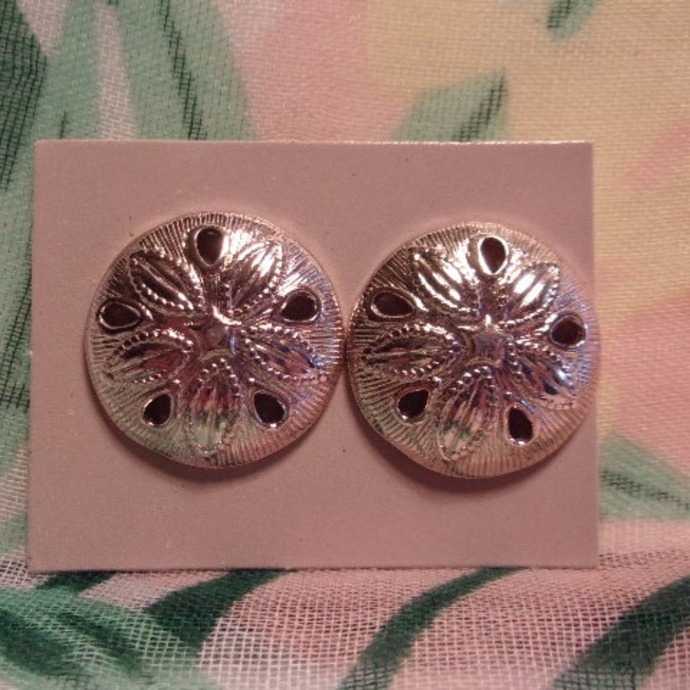 Avon Pink Silver Tone Sand Dollar Pierced Earrings